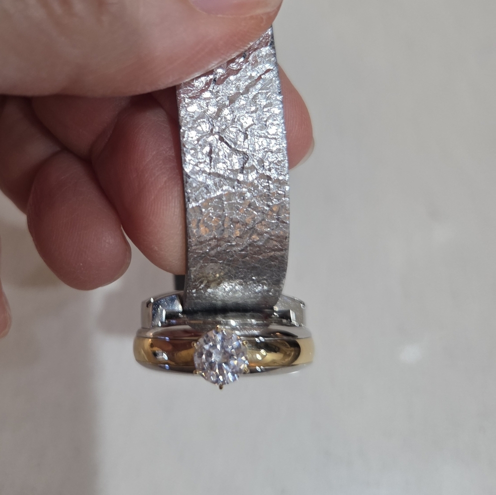 Moschino Diamond Ring Watch - Picture 7 of 8